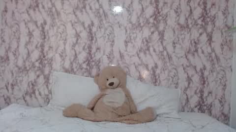 Snapshot of _sofiaparker_ chatting on 01.31.25 Sofia Parker online show from 01.31.25