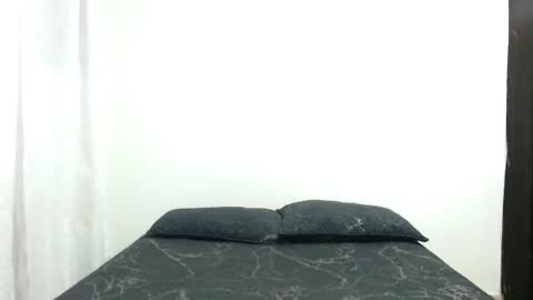 Snapshot of _sofiaparker_ chatting on 11.24.25 Sofia Parker online show from 11.24.25