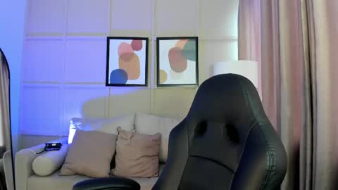 Sophie  online show from 06.02.26
