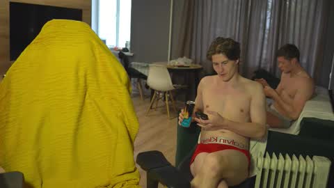 OLIVERpvt is open online show from 09.16.25