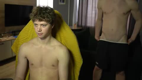 OLIVERpvt is open online show from 03.04.26