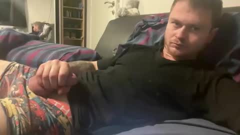 Snapshot of _stevie___ chatting on 12.03.25 _stevie___ online show from 12.03.25