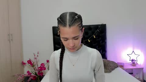 Sussi online show from 02.21.25