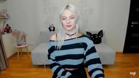 Marie online show from 02.17.25