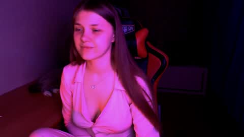 Snapshot of _sweet_foxy_ chatting on 04.03.26 Mari online show from 04.03.26