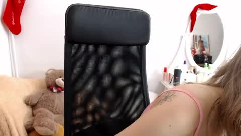 _sweettreat online show from 01.05.25