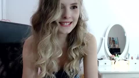 _sweettreat online show from 03.02.25