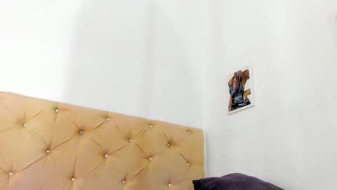 Snapshot of _tarek_ chatting on 09.24.25 _tarek_ online show from 09.24.25