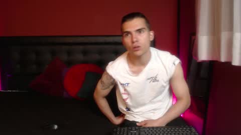    online show from 03.08.25