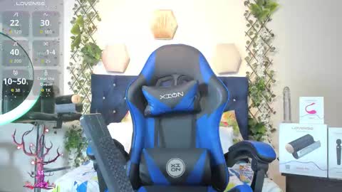 Taylor online show from 11.22.25