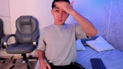 Snapshot of _taylorblack chatting on 02.19.26 _taylorblack online show from 02.19.26