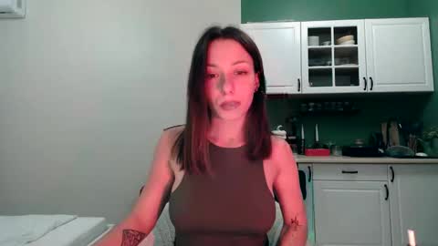 Mia online show from 04.05.26