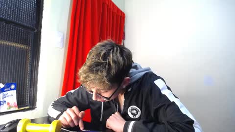 Snapshot of _thomas_hot_ chatting on 02.02.25 Thomas online show from 02.02.25