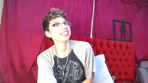 Snapshot of _thomas_hot_ chatting on 03.02.25 Thomas online show from 03.02.25