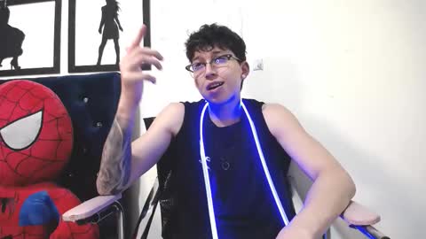 Snapshot of _thomas_hot_ chatting on 11.07.25 Thomas online show from 11.07.25