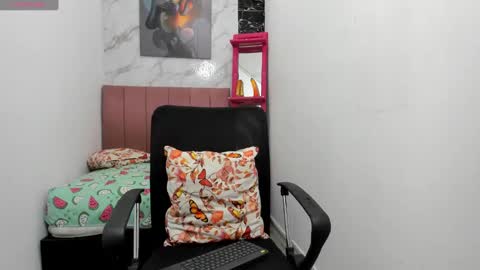 tinny online show from 01.27.25