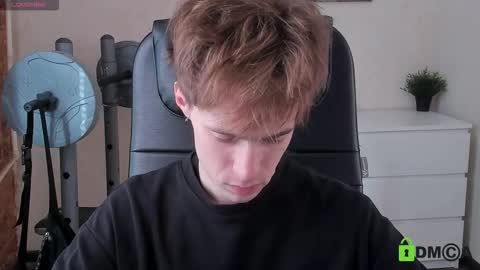 Snapshot of _tokyo_ghoul chatting on 09.26.25 _tokyo_ghoul online show from 09.26.25