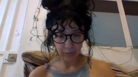 _tutti_frutti_ online show from 02.28.25