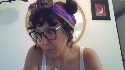 Snapshot of _tutti_frutti_ chatting on 06.22.26 _tutti_frutti_ online show from 06.22.26