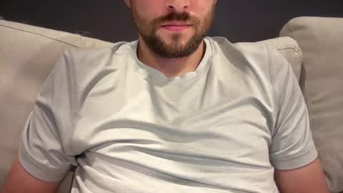 Snapshot of _ur_happy_meal chatting on 11.17.25 DJ online show from 11.17.25