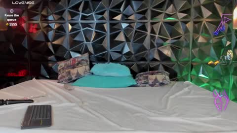 Snapshot of _valentina_69 chatting on 12.10.24 _valentina_69 online show from 12.10.24