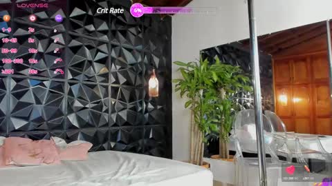 Snapshot of _valentina_69 chatting on 02.07.25 _valentina_69 online show from 02.07.25