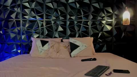 Snapshot of _valentina_69 chatting on 02.27.25 _valentina_69 online show from 02.27.25