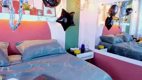 _valeryboobs_ online show from 10.24.25