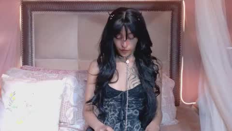 Snapshot of _valuu chatting on 11.19.25 Valuu online show from 11.19.25