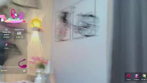 Veronica  online show from 10.08.25