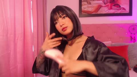 Snapshot of _victoria_florez chatting on 12.01.24 VICTORIA online show from 12.01.24