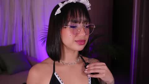 Snapshot of _victoria_florez chatting on 09.12.25 VICTORIA online show from 09.12.25