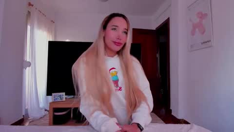   online show from 01.08.26