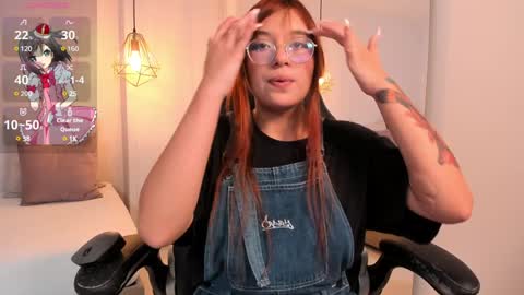 Snapshot of _vix555_ chatting on 12.20.24 Vix online show from 12.20.24