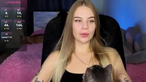 Vera online show from 10.13.25