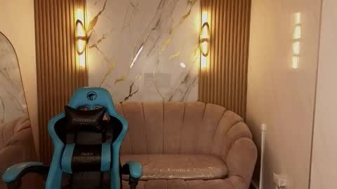 Snapshot of _wendy_b chatting on 11.11.25 wendy online show from 11.11.25