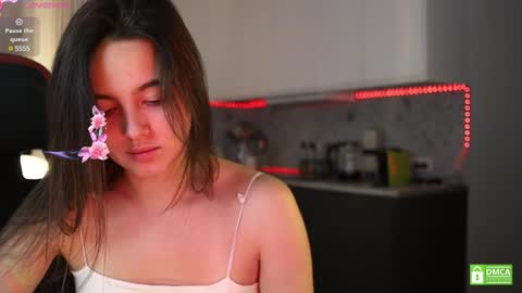 Snapshot of _whoareu_ chatting on 01.10.25 Kristina online show from 01.10.25