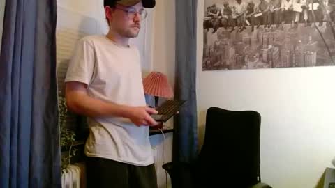 _whoisthatguy_ online show from 10.27.25