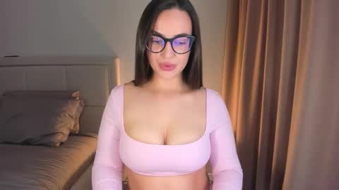 Nika online show from 10.12.25