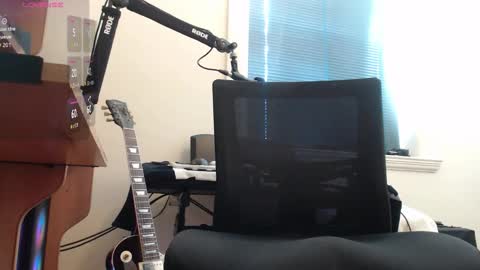 Snapshot of _xxrockstarloverxx_ chatting on 09.28.25 _xxrockstarloverxx_ online show from 09.28.25