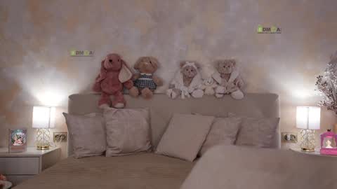 Snapshot of _your_angel chatting on 01.27.25 YOUR ANGEL online show from 01.27.25