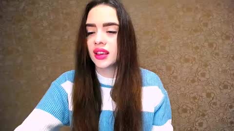 Snapshot of _your_fantasy_girl chatting on 01.28.25 Alisa online show from 01.28.25