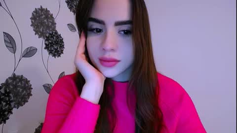 Snapshot of _your_fantasy_girl chatting on 11.23.25 Alisa online show from 11.23.25