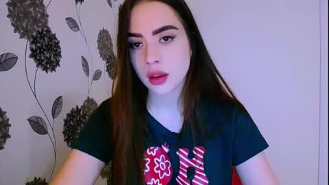 Snapshot of _your_fantasy_girl chatting on 12.04.25 Alisa online show from 12.04.25