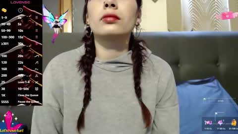 Yuyi online show from 10.02.25