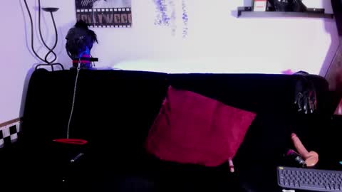 ZARA online show from 04.21.26