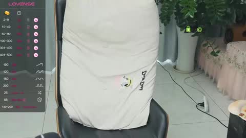 Snapshot of _zizi_ chatting on 02.03.25 _zizi_ online show from 02.03.25