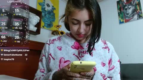 Snapshot of _zoebakers chatting on 02.25.25 Zoe online show from 02.25.25