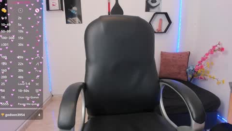 Zoe online show from 01.10.25