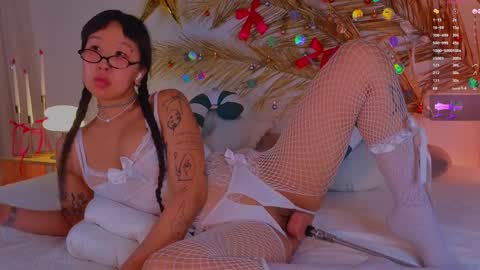 Snapshot of a1ly chatting on 12.26.24 Ally online show from 12.26.24